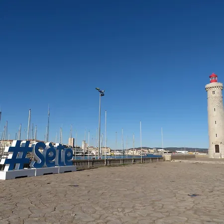 Climatise Face Avec Parking A - Fr-1-338-539 Apartment