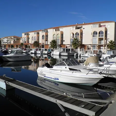 Climatise Face Avec Parking A - Fr-1-338-539