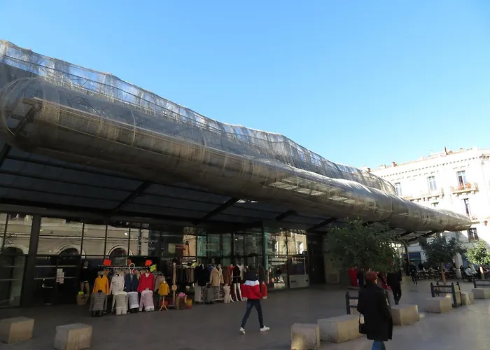 Climatisé Face Avec Parking à - Fr-1-338-539 Sète